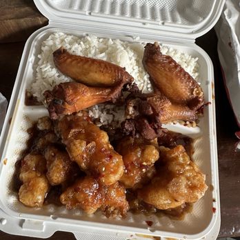China Wok - General Tso's Chicken - Chinese Near Me - Auburn, Maine