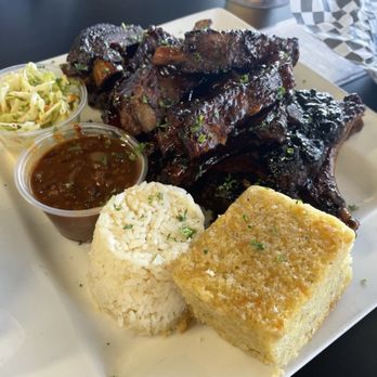 STP Bar-N-Grill - Bars Near Me - San Diego, California