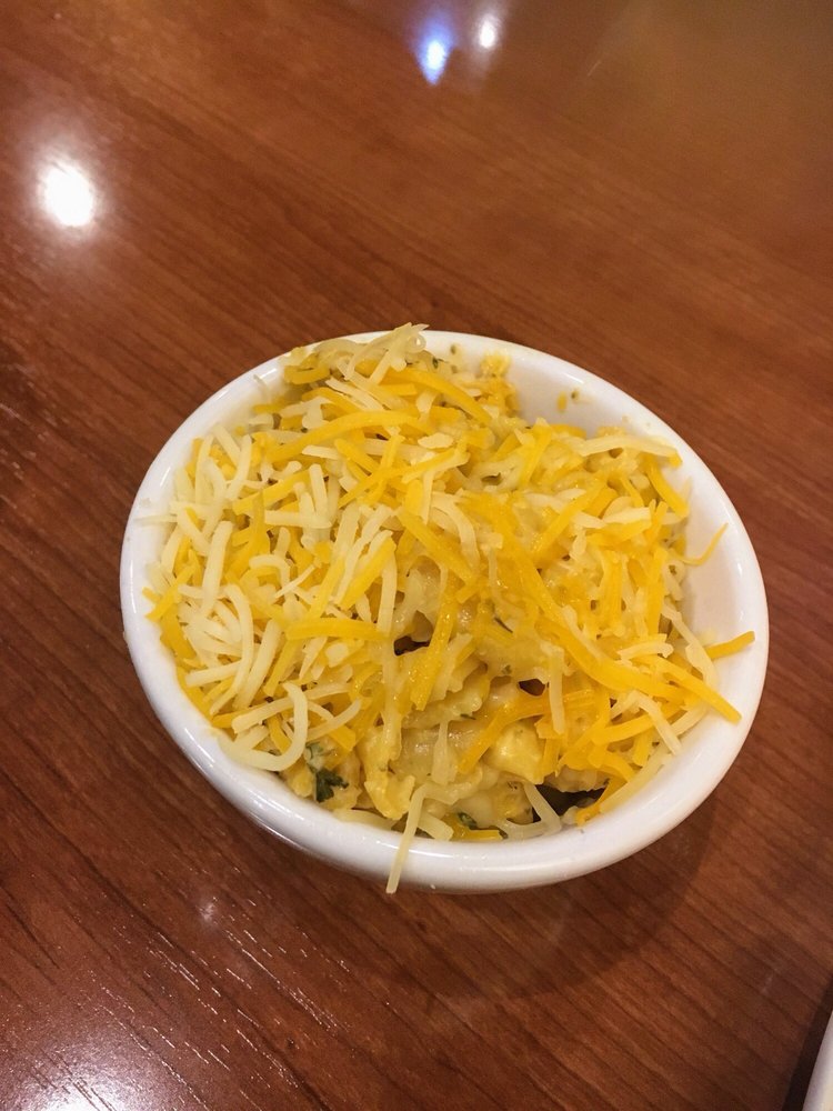 Dame's Chicken and Waffles