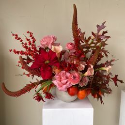 Brief was: romantic, less traditional season bouquet centerpiece for holidays Brief was: romantic, less traditional season bouquet centerpiece for holidays