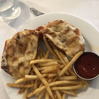 75 Main - New American Near Me - Southampton, New York 75 Main - New American Near Me - Southampton, New York