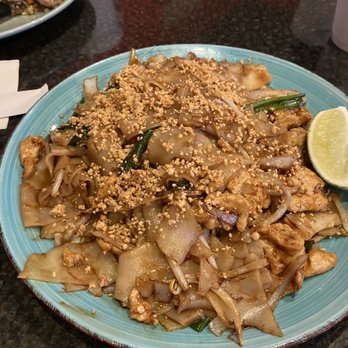 Rice & Noodle - Chicken Pad Thai - Noodles Near Me - McKinney, Texas Rice & Noodle - Chicken Pad Thai - Noodles Near Me - McKinney, Texas