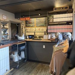The Speckled Trout Restaurant and Bottle Shop - Inside bar area