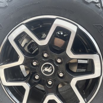 Mr. Tire Auto Service Centers - Tires Near Me - Harrisonburg, Virginia