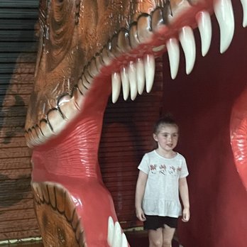 DinoLand Cafe - Giant dinosaur head - New American Near Me - Myrtle Beach, South Carolina DinoLand Cafe - Giant dinosaur head - New American Near Me - Myrtle Beach, South Carolina