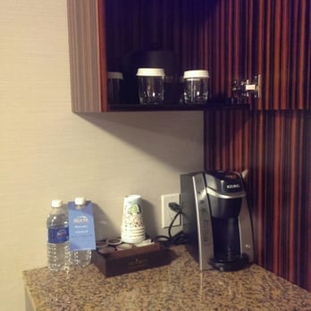 Hotel Clique - Free water - Hotels Near Me - Calgary, Alberta