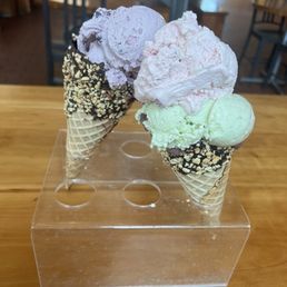 3 scoops