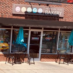 Dough New York Style Bakery - The name of the bakery caught my eye! Who can pass up New York Style?