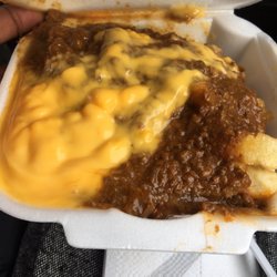 Nicky D's - Chili cheese fries