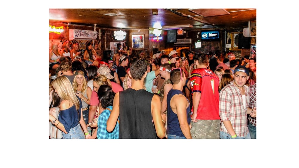 Social spots from Ken's Tavern