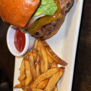 Row House - RH Homemade Turkey Burger - New American Near Me - New York, New York Row House - RH Homemade Turkey Burger - New American Near Me - New York, New York