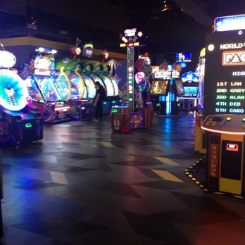 Main Event Orlando - Game floor - Arcades Near Me - Orlando, Florida