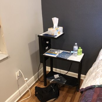 Hyde Park Hotel - The only nightstand in the room but no lamps bedside, or anywhere in the room. - Hotels Near Me - Tampa, Florida Hyde Park Hotel - The only nightstand in the room but no lamps bedside, or anywhere in the room. - Hotels Near Me - Tampa, Florida