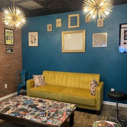 Hardcore Sweet Bakery - Longe/Arcade Room
