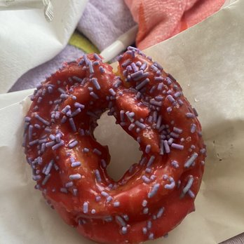 Yellow Light Coffee & Donuts - Blueberry donut - Coffee & Tea Near Me - Detroit, Michigan