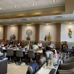 Toe Paradise Nail Salon And Spa - Enjoy with family