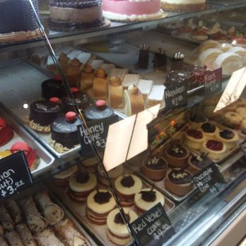 Lassen & Hennigs - Delis Near Me - Brooklyn, New York