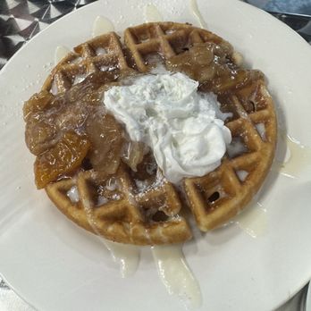 Birddog Breakfast - Peach cobbler waffle - Breakfast & Brunch Near Me - Bartlett, Tennessee