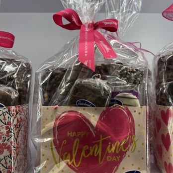 Peterbrooke Chocolatier Silverleaf - valentine's day treats - Chocolatiers & Shops Near Me - St. Augustine, Florida