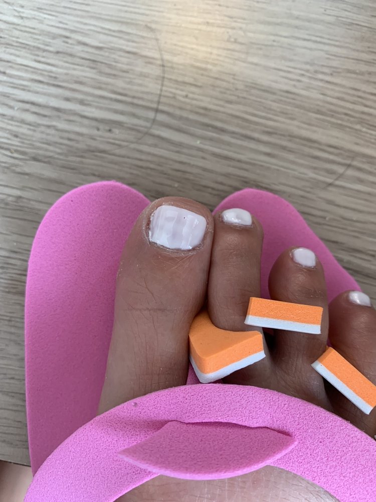 DELUXE NAILS AND SPA 2 21 Photos & 24 Reviews 2000 Clements Bridge