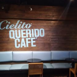 Cielito Querido Cafe - Entrada del lugar