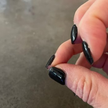 Mani Pedi Nail Salon - Chipped nails - Nail Salons Near Me - Denver, Colorado Mani Pedi Nail Salon - Chipped nails - Nail Salons Near Me - Denver, Colorado