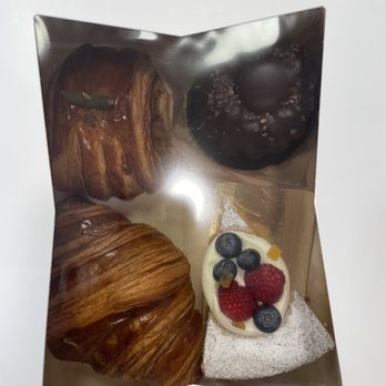 Poulette Bakeshop - Croissant, ham & cheese croissant, chocolate cake, almond cake - Bakeries Near Me - Parker, Colorado Poulette Bakeshop - Croissant, ham & cheese croissant, chocolate cake, almond cake - Bakeries Near Me - Parker, Colorado