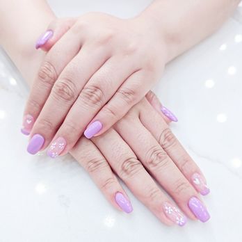 Emmie Nail Bar - What a wonderful place to get my nails done! My manicurist made a cute design. I love there and will definitely go back to Emmie Nail Bar - Nail Salons Near Me - Chandler, Arizona