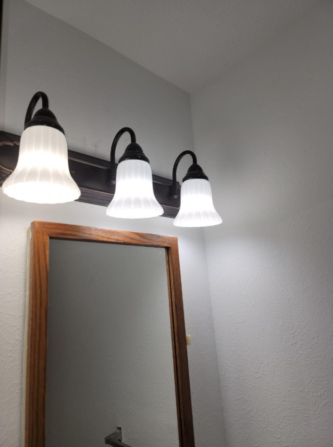 Slide of Eric's handyman services