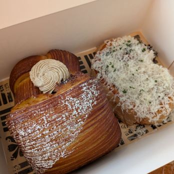 Sugarwolf Bakery - Bakeries Near Me - Austin, Texas Sugarwolf Bakery - Bakeries Near Me - Austin, Texas