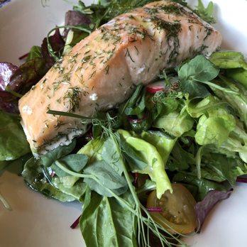 The Stoke House - Lunch special salmon salad - British Near Me - London, XGL The Stoke House - Lunch special salmon salad - British Near Me - London, XGL