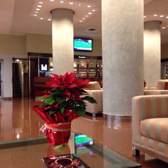 Hotel Michelangelo - Ingresso - Hotels Near Me - Milan, Michigan Hotel Michelangelo - Ingresso - Hotels Near Me - Milan, Michigan