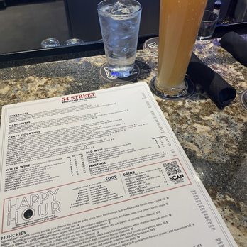 54th Street Restaurant & Drafthouse - Beer tall blue moon - Bars Near Me - The Colony, Texas