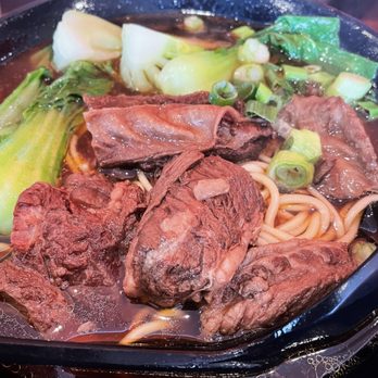 Canaan Cafe - Beef Noodle Soup - Taiwanese Near Me - Lomita, California