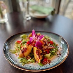 Terrazza - Burrata and peach salad