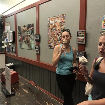 Ron's Gourmet Ice Cream - Ice Cream & Frozen Yogurt Near Me - Dedham, Massachusetts