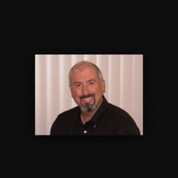 Dr Robert Mckeen - Dr Robert McKeen MD