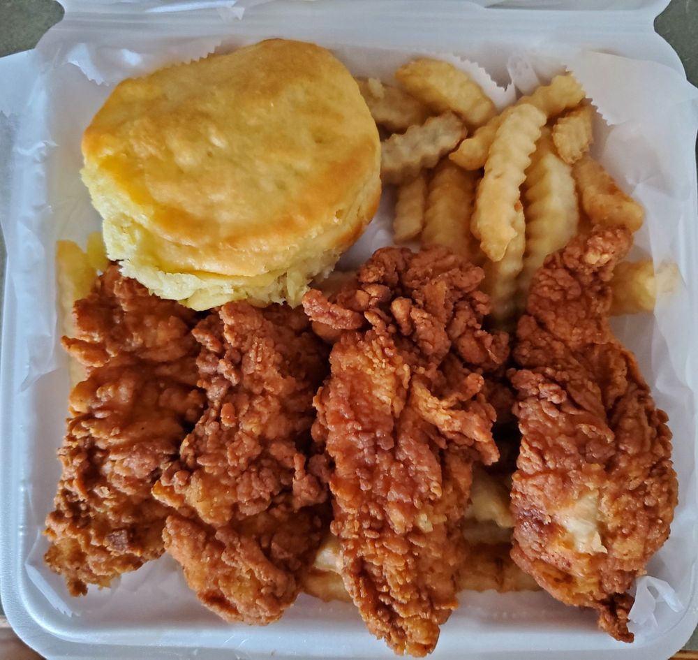 MARYLAND FRIED CHICKEN Updated September 2024 14 Reviews 2095