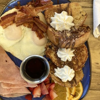Bermudas - Breakfast & Brunch Near Me - Arecibo, Puerto Rico Bermudas - Breakfast & Brunch Near Me - Arecibo, Puerto Rico
