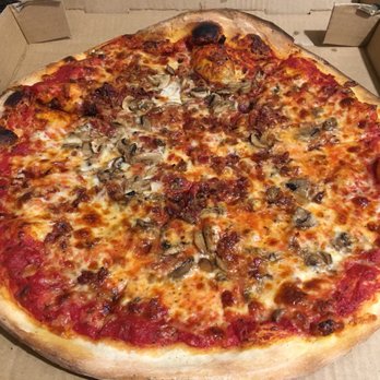 Bronx Pizza - Large 2-topping (bacon, mushrooms), 16" for $11.99 with coupon - Pizza Near Me - Orlando, Florida