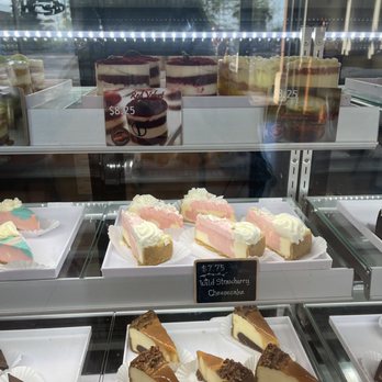 Paris Banh Mi - Desserts - Sandwiches Near Me - Altamonte Springs, Florida Paris Banh Mi - Desserts - Sandwiches Near Me - Altamonte Springs, Florida