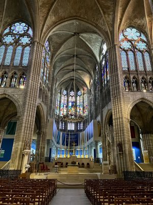 Basilique Cathédrale Saint-Denis by null