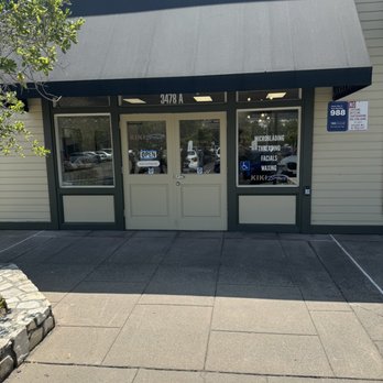 Kiki Brows - Store front - Threading Services Near Me - Danville, California Kiki Brows - Store front - Threading Services Near Me - Danville, California