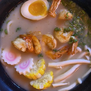 Chiwa Bistro - Tonkotsu Ramen with Udon - Sushi Bars Near Me - Newark, Delaware