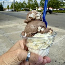 Handel's Homemade ice cream - Chocolate marshmallow and coconut cream pie!