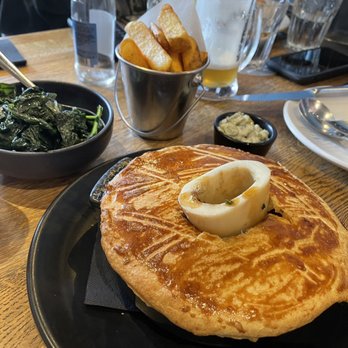 The Scran & Scallie - Steak pie - Gastropubs Near Me - Stockbridge, EDH The Scran & Scallie - Steak pie - Gastropubs Near Me - Stockbridge, EDH