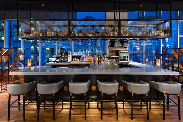 Hilton Vancouver Downtown by null