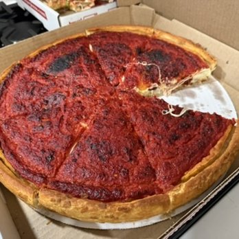 Amar Pizza - Large Pepperoni Deep Dish - Pizza Near Me - Troy, Michigan