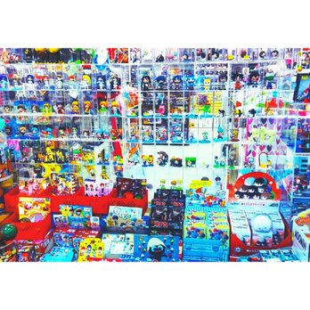 Mars New York - Figurines - Department Stores Near Me - Edgewater, New Jersey