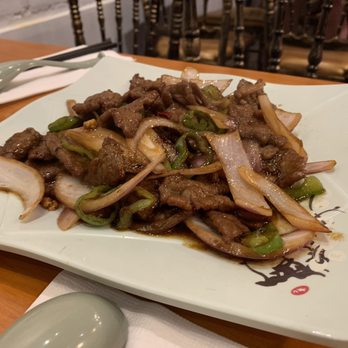 Szechuan Noodle Bowl - Beef and Vegetables. - Chinese Near Me - Hamilton, Ontario Szechuan Noodle Bowl - Beef and Vegetables. - Chinese Near Me - Hamilton, Ontario